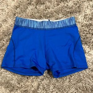 Motion Wear bike shorts royal blue in size petitie